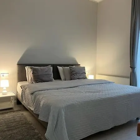 Old Town Cozy With Free Underground Parking Apartment
